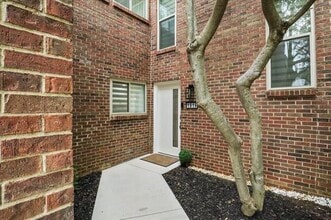 1916 Shorewood Dr in Grapevine, TX - Building Photo - Building Photo