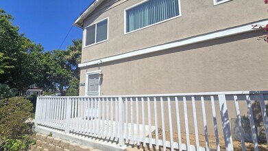 1959 Lahoud Dr in Encinitas, CA - Building Photo - Building Photo