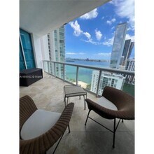 480 NE 30th St in Miami, FL - Building Photo - Building Photo