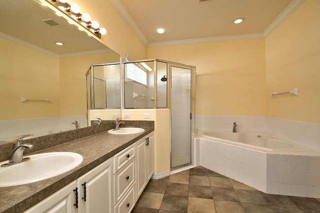 property at 9453 NW 24th Rd