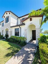 10090 SW 228th Terrace in Cutler Bay, FL - Building Photo - Building Photo