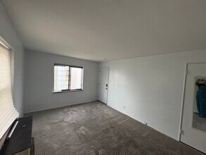 14 W Victory Dr in Hamilton, OH - Building Photo - Building Photo
