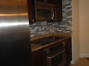 1 Renaissance Way-Unit -108 in Boynton Beach, FL - Building Photo - Building Photo