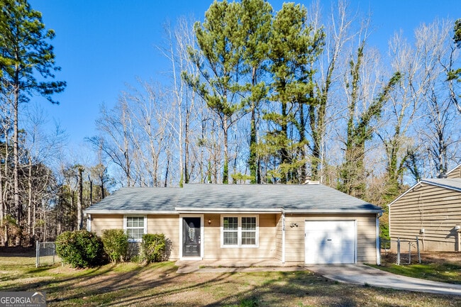 property at 5176 Martins Crossing Rd