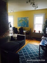 229 Harvard St, Unit 5 in Cambridge, MA - Building Photo - Building Photo