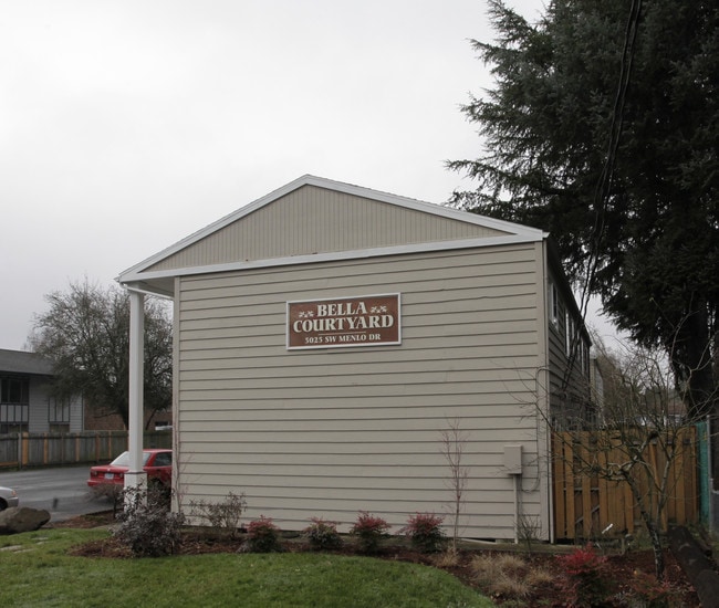 Bella Courtyard in Beaverton, OR - Building Photo - Building Photo