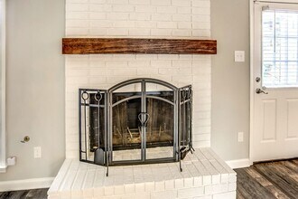 3106 Valley Lake Dr in Bartlett, TN - Building Photo - Building Photo