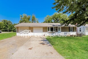 2920 Longwood Ave in Kansas City, KS - Building Photo