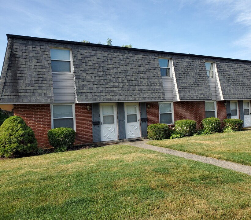 466 Heather Street, Unit 466 in Englewood, OH - Building Photo