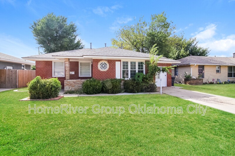 5617 S Rockwood Ave in Oklahoma City, OK - Foto de edificio