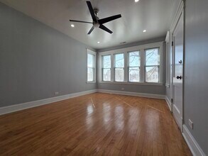 5434 W Drummond Pl in Chicago, IL - Building Photo - Building Photo