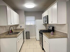 14227 Clear Forest Dr in Sugar Land, TX - Building Photo - Building Photo