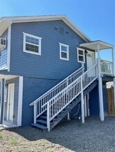 7919 Brays St in Houston, TX - Building Photo - Building Photo