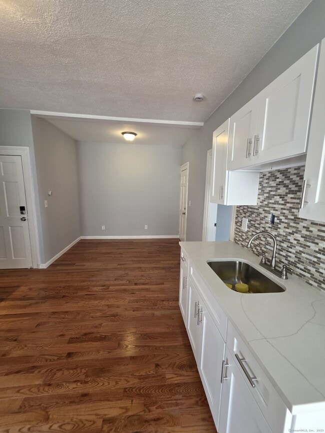 276 Pequonnock St in Bridgeport, CT - Building Photo - Building Photo