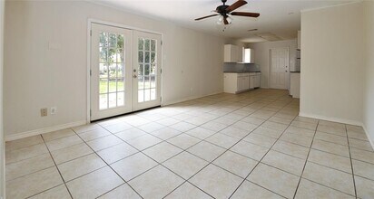 4731 Pinebrook Ln in Houston, TX - Building Photo - Building Photo