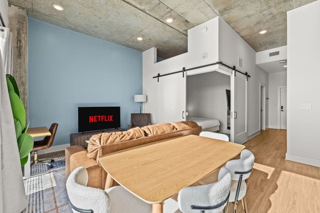 605 N 12th St, Unit SI ID1312579P