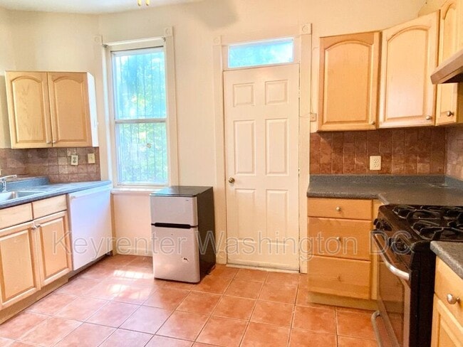 1349 Maryland Ave NE in Washington, DC - Building Photo - Building Photo