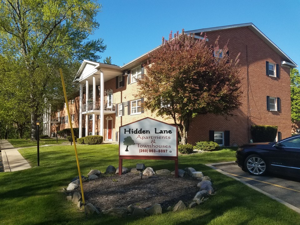 Hidden Lane Apartments in Battle Creek, MI - Building Photo