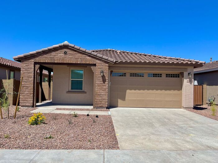 9124 W Glenrosa Ave in Phoenix, AZ - Foto de edificio