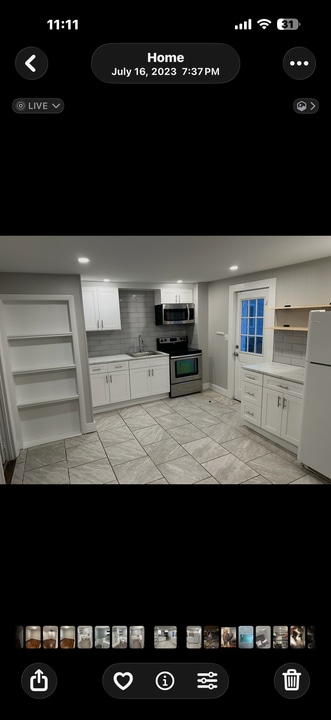 30 Grover St, Unit 1F in North Providence, RI - Building Photo