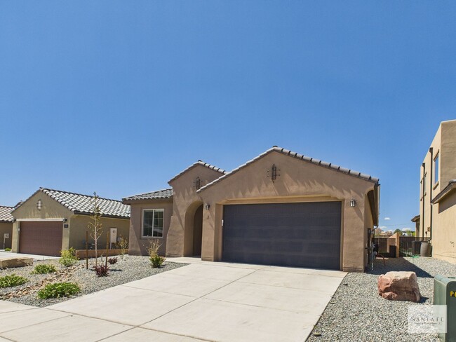 property at 7 Firecrown Ln