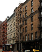 42 N Moore St in New York, NY - Building Photo - Building Photo