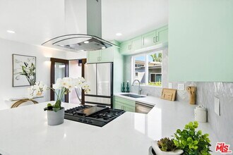 2454 4th St in Santa Monica, CA - Building Photo - Building Photo