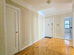 850 W 176th St in New York, NY - Building Photo - Building Photo