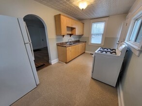 3688 NY-43 in West Sand Lake, NY - Building Photo - Building Photo