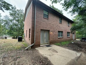 73 W 16th Pl in Russellville, AR - Building Photo - Building Photo