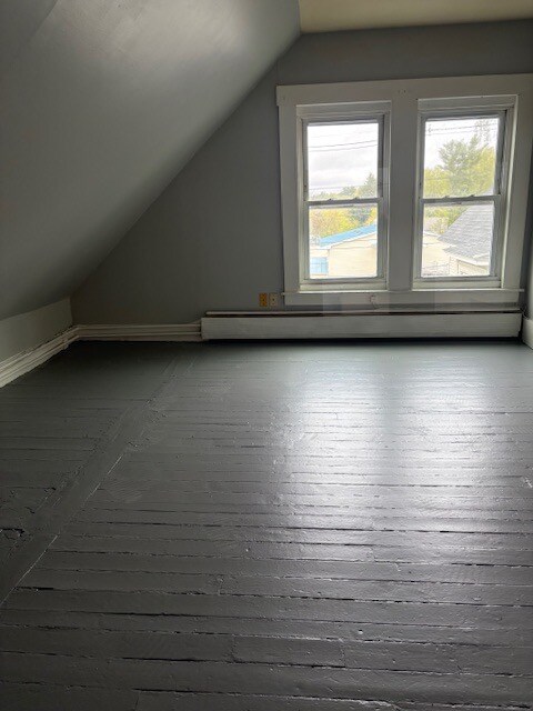 37 Maple St in Newport, NH - Building Photo