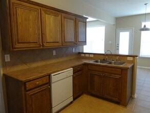 3903 Southern Blf in San Antonio, TX - Building Photo - Building Photo