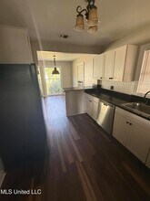 1609 Gordon Ave in Biloxi, MS - Foto de edificio - Building Photo