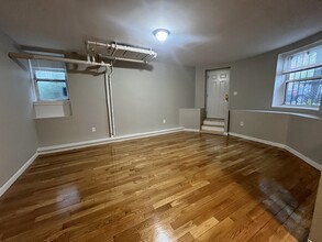 107 Columbia Rd, Unit B in Boston, MA - Building Photo - Building Photo