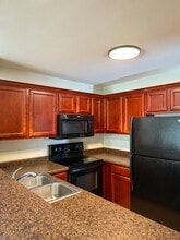 2940 Samuel Ct SW, Unit A in Cedar Rapids, IA - Foto de edificio - Building Photo