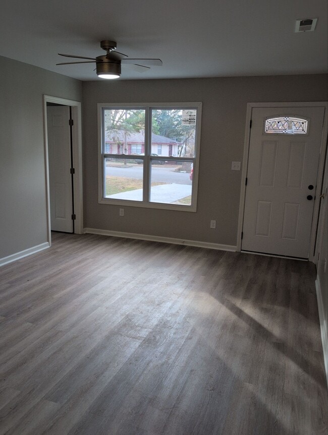 3210 Delia Ln NW in Huntsville, AL - Building Photo - Building Photo