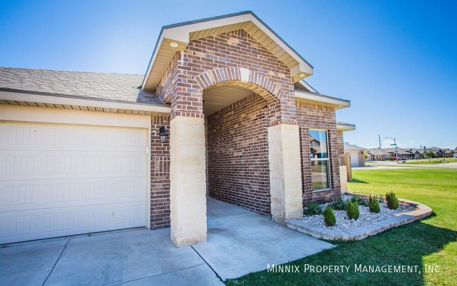 7119 90th St in Lubbock, TX - Building Photo