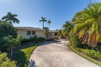 134 SW 52nd St in Cape Coral, FL - Building Photo - Building Photo