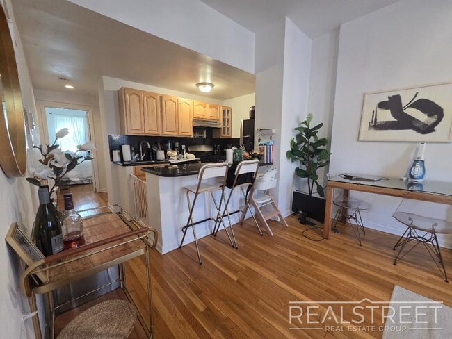 Magnificent 2BR in north Park Slope, Unit 3 in Brooklyn, NY - Foto de edificio - Building Photo