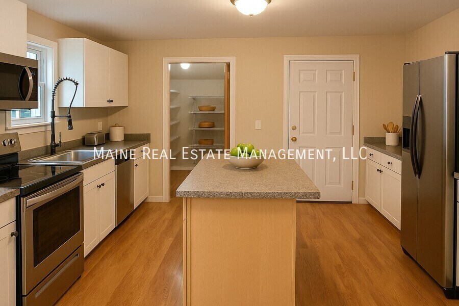 62 Fern St in Bangor, ME - Building Photo