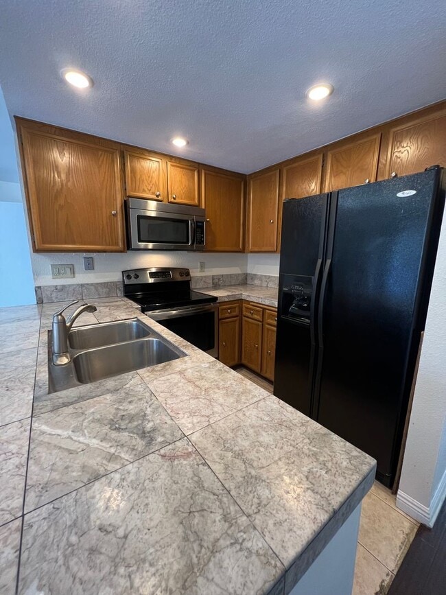 property at 1291 34th St