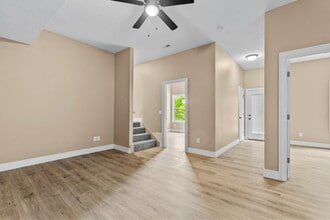 104 E Mills Rd in Nixa, MO - Building Photo - Building Photo