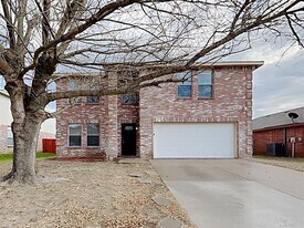6054 Susanna Dr in Grand Prairie, TX - Building Photo