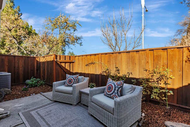 10995 Northseal Square in Cupertino, CA - Building Photo - Building Photo