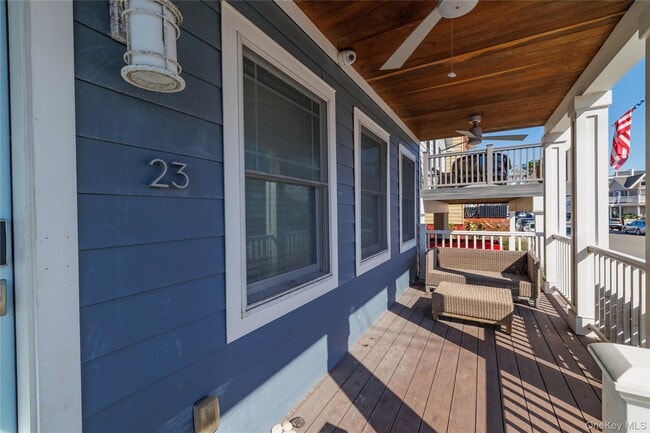 23 Delaware Ave in Long Beach, NY - Building Photo - Building Photo
