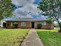 6419 Hidden Springs Dr