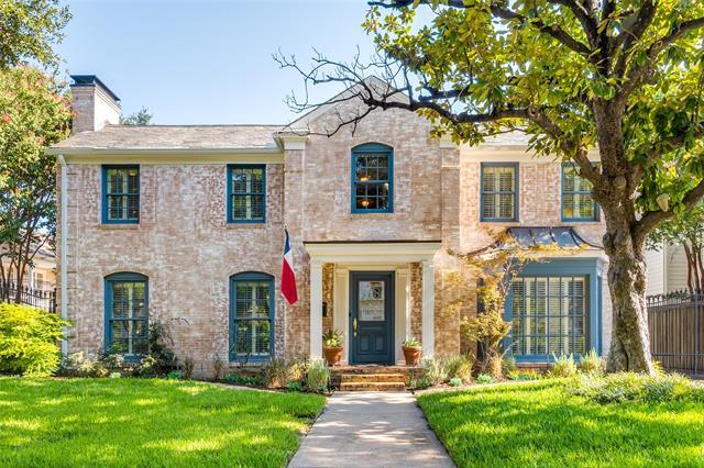 4417 Belclaire Ave in Dallas, TX - Foto de edificio