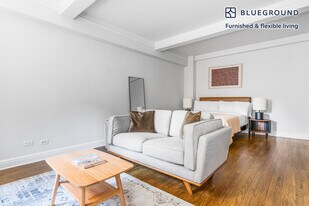 20 Park Ave in New York, NY - Building Photo