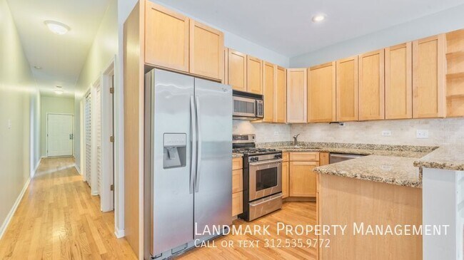 1524 N Bosworth Ave in Chicago, IL - Building Photo - Building Photo