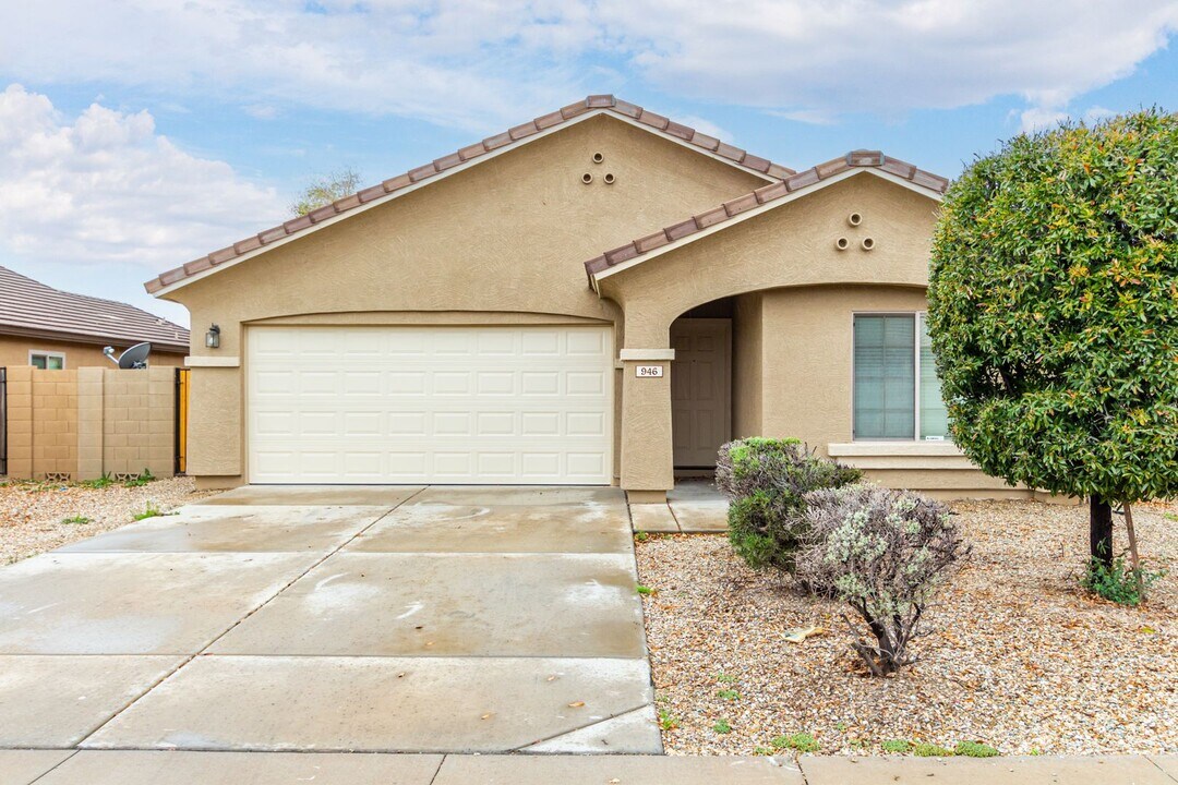 946 S 166th Ave in Goodyear, AZ - Building Photo